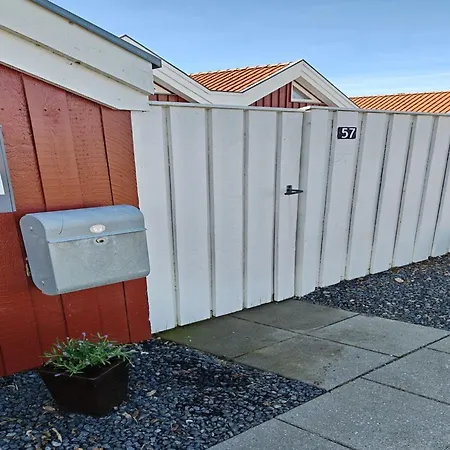 Ake - 10m To The Fjord By Interhome